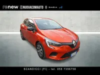 Usata Renault Clio Equilibre 145 CV (106 kW) 2022 Arancione Utilitaria