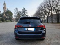 Usata Fiat Tipo Lounge 120 CV (88 kW) 2017 Blu Station wagon