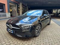 Usata Mercedes A180 116 CV (85 kW) 2023 Nero Berlina
