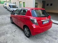 Gebraucht Toyota Yaris Lounge 69 PS (50 kW) 2014 Rot Limousine