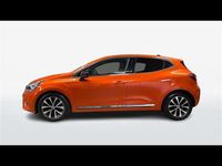 Usata Renault Clio V Techno 101 CV (74 kW) 2023 Arancione Berlina
