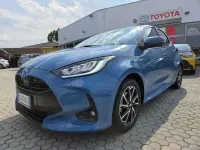 Usata Toyota Yaris Hybrid Trend 92 CV (67 kW) 2021 Urban blue Berlina