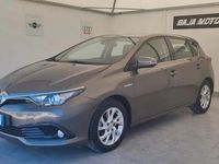 Usata Toyota Auris Hybrid Business Edition 99 CV (72 kW) 2018 Grigio Berlina