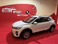 Usata Kia Stonic Style 101 CV (74 kW) 2021 Bianco SUV
