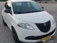 Usata Lancia Ypsilon 69 CV (50 kW) 2014 Beige Utilitaria