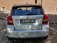 Usata Dodge Caliber 140 CV (102 kW) 2010 Argento Utilitaria