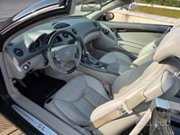 Usata Mercedes SL350 245 CV (180 kW) 2003 Nero Cabrio