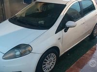 Usata Fiat Grande Punto 90 CV (66 kW) 2006 Bianco Utilitaria