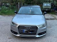 Usata Audi A1 Sportback Ambiente 90 CV (66 kW) 2015 Argento Utilitaria