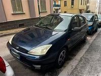 Usata Ford Focus 100 CV (73 kW) 2003 Blu Berlina
