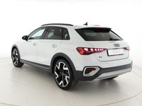 Usata Audi A3 Ambiente 150 CV (110 kW) 2025 Bianco ghiaccio metallizzato Berlina