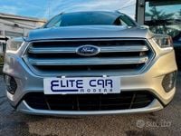 Usata Ford Kuga Titanium 120 CV (88 kW) 2017 Grigio SUV