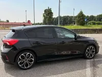 Usata Ford Focus ST-Line 120 CV (88 kW) 2021 Nero Berlina