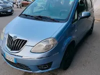 Usata Lancia Musa 95 CV (69 kW) 2010 Bluazzurro Monovolume