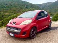 Usata Peugeot 107 68 CV (50 kW) 2009 Rosso Utilitaria
