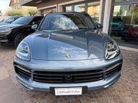 Usata Porsche Cayenne 441 CV (324 kW) 2018 Blu azzurro SUV