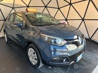 Usata Renault Captur Intens 90 CV (66 kW) 2016 Grigio SUV