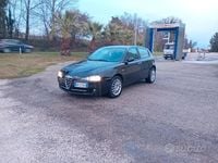 Usata Alfa Romeo 147 Progression 104 CV (76 kW) 2007 Nero Utilitaria