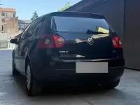 Usata VW Golf V 105 CV (77 kW) 2007 Nero Utilitaria