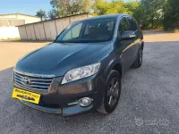 Usata Toyota RAV4 150 CV (110 kW) 2012 Grigio SUV