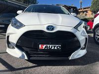 Usata Toyota Yaris Hybrid Active 92 CV (67 kW) 2022 Super white Berlina