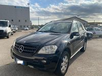 Usata Mercedes ML350 Chrome 272 CV (200 kW) 2008 Nero SUV