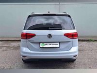 Begagnad VW Touran Executive 116 HK (85 kW) 2018 Grå Minibuss