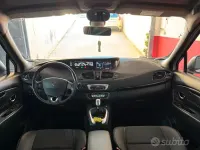 Usata Renault Scénic III 110 CV (80 kW) 2014 Bianco Utilitaria