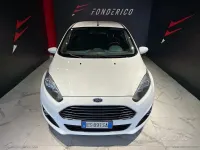 Usata Ford Fiesta 75 CV (55 kW) 2014 Bianco Utilitaria