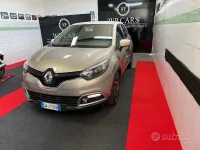Usata Renault Captur 90 CV (66 kW) 2014 Beige con tetto bianco SUV