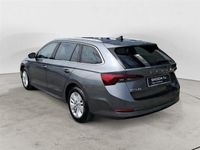 Usata Skoda Octavia Executive 116 CV (85 kW) 2024 Grigio Station wagon