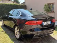 Usata Jaguar XE Portfolio 180 CV (132 kW) 2016 Nero Berlina