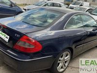 Usata Mercedes CLK220 Avantgarde 150 CV (110 kW) 2006 Blu Coupé