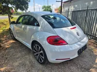 Usata VW Beetle 102 CV (75 kW) 2013 Bianco Utilitaria