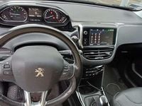 Usata Peugeot 2008 Allure 83 CV (61 kW) 2018 SUV