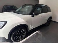 Usata Mini Cooper Countryman Favoured 141 CV (103 kW) 2024 Bianco SUV