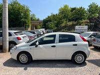 Usata Fiat Punto Street 75 CV (55 kW) 2015 Bianco Utilitaria