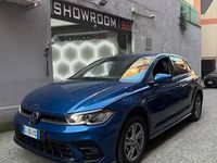 Usata VW Polo R-line 110 CV (80 kW) 2023 Blu Utilitaria