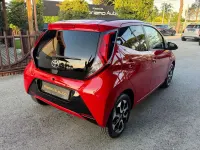 Usata Toyota Aygo X-play 72 CV (52 kW) 2021 Rosso Utilitaria