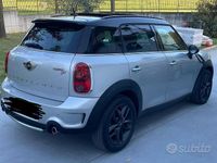Usata Mini Countryman 143 CV (105 kW) 2015 Grigio SUV