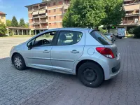 Usata Peugeot 207 112 CV (82 kW) 2011 Argento Berlina