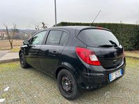 Usata Opel Corsa 75 CV (55 kW) 2010 Nero Utilitaria