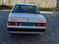 Usata Mercedes 190 109 CV (80 kW) 1991 Bianco Berlina