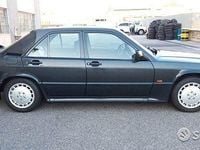 Usata Mercedes 190 203 CV (149 kW) 1990 Nero Berlina