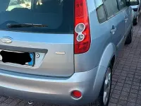 Usata Ford Fiesta Titanium 90 CV (66 kW) 2006 Grigio Utilitaria