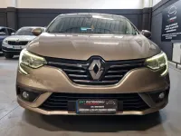 Usata Renault Mégane Bose Edition 131 CV (96 kW) 2017 Oro Berlina