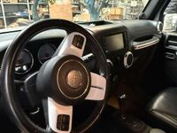 Usata Jeep Wrangler 200 CV (147 kW) 2014 Argento SUV