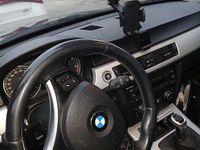 Usata BMW 318 143 CV (105 kW) 2010 Nero Station wagon