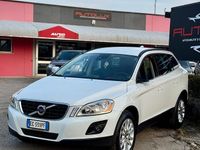 Usata Volvo XC60 Kinetic 279 CV (205 kW) 2010 Bianco SUV
