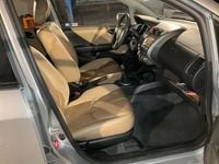 Usata Honda Jazz LS 83 CV (61 kW) 2006 Grigio Utilitaria